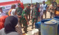 Danrem 064/MY Cek Progres Jalan dan Berbagi Sembako di Patia